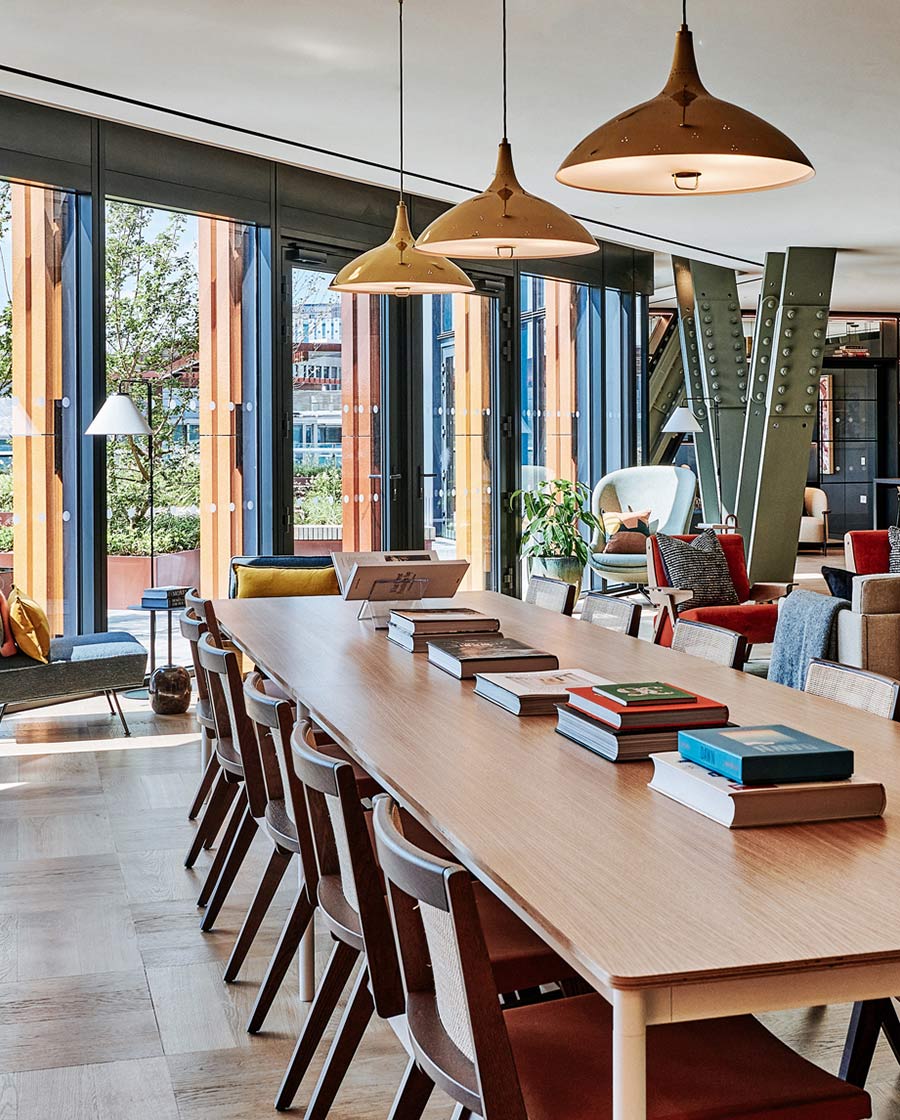 One Crown Place Amenities